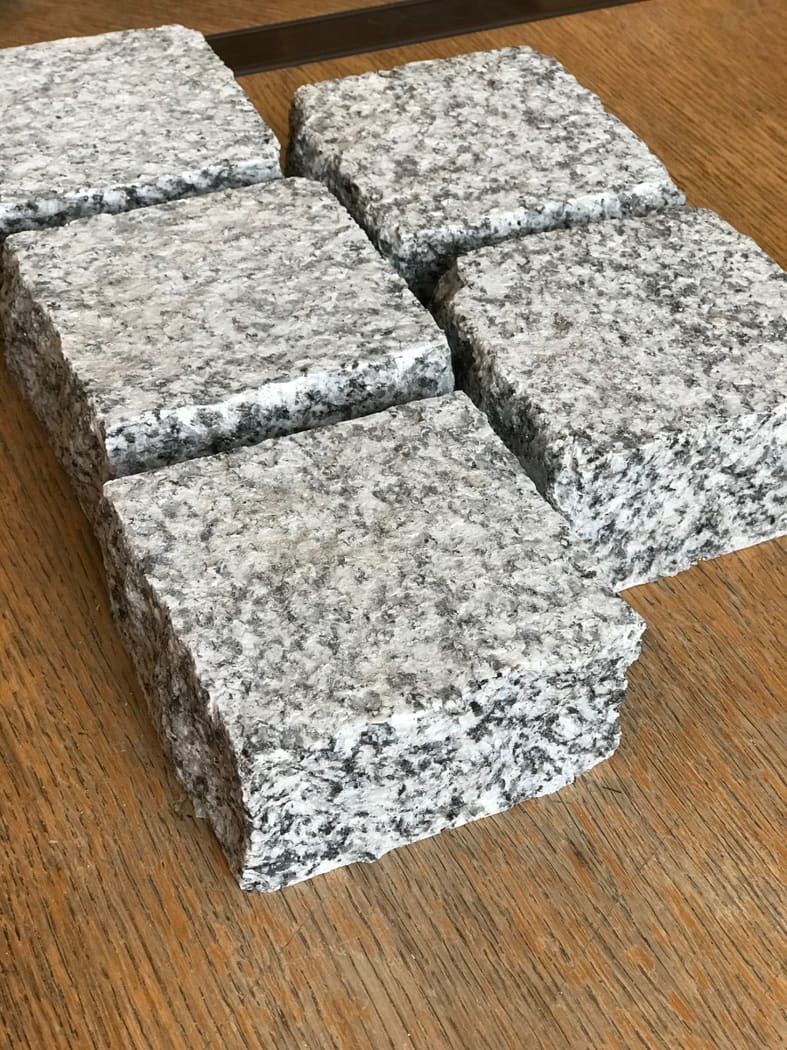 De Lank Granite Setts - Flamed