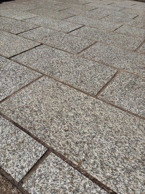 De Lank Granite Paving — Premium