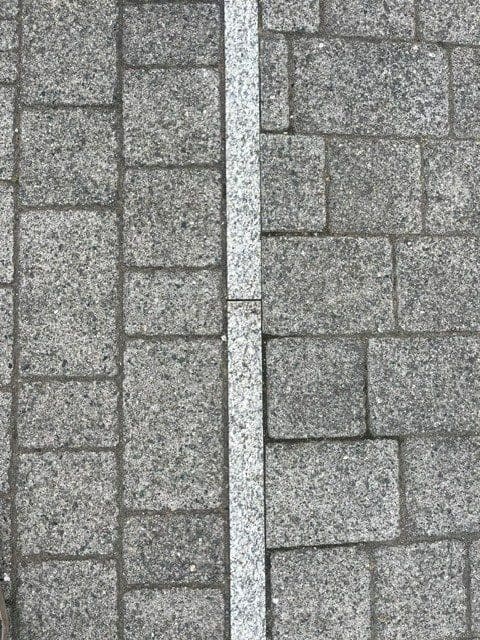 De Lank Back Edger Kerb